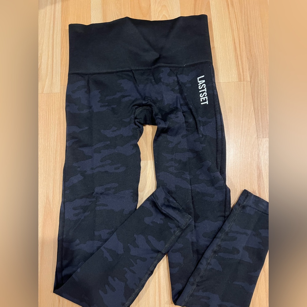 Lastset black Camo leggings